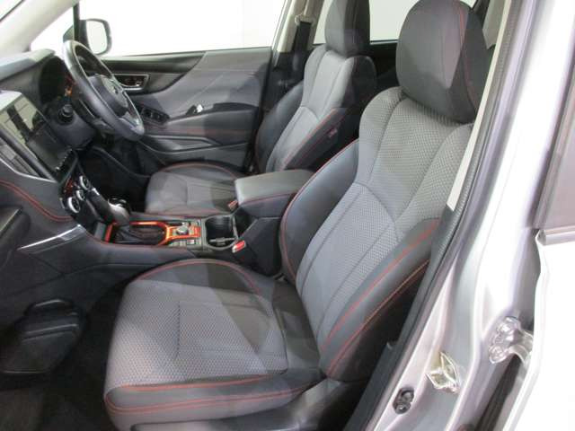 フォレスター2.5 エックスブレイク 4WD