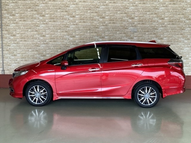 シャトル1.5 ハイブリッド Z ホンダセンシング 4WD