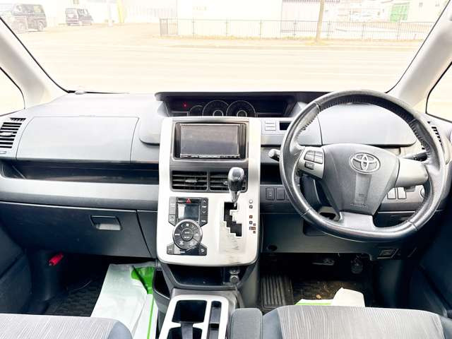 �����[���ɂ��s���Ȃ��q�l�ł��܂��́A�����k���҂����Ă���܂���wNEODrive�x����TEL011�]792�]0374