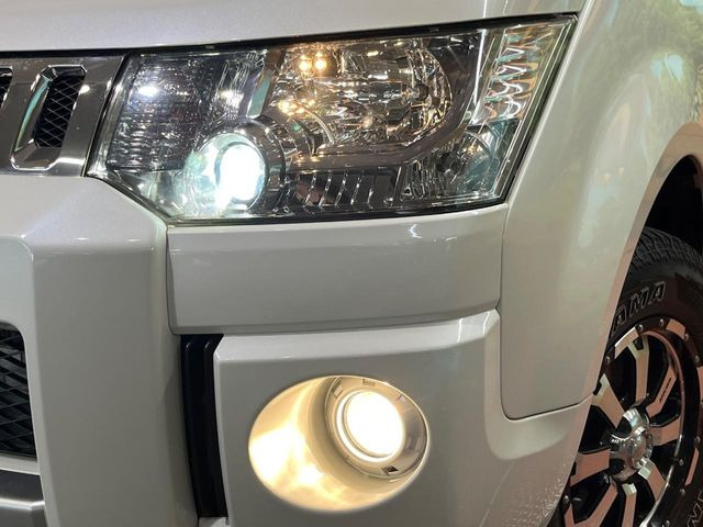 �yHID�w�b�h���C�g�z���ɖ��邭�O�����Ƃ炵�Ă����̂ŁA���V����Ԃ̑��s�������E�ǍD�ň��S���Ă���肢�������܂��B