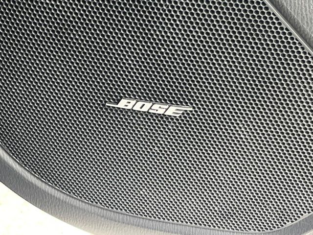 �yBOSE�T�E���h�V�X�e���t�������i�r�z�[���̃i�r�@�\�͂������A���x�ȃ`���[�j���O�\�͂����ڂ���Ă���A�������ȉ��y�����y���݂��������܂���