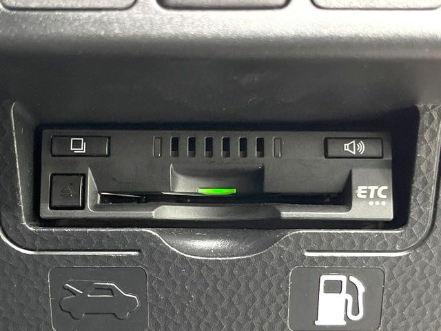 【ETC】高速道路の料金所をストレスなく通過!話題のスポットやサービスエリアに多い「スマートIC」利用時は必須のアイテムです。当店でセットアップを実施、ご納車当日からすぐにご利用いただけます!