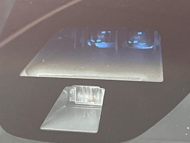 �y�V�e�B�u���[�L�A�N�e�B�u�V�X�e���z�ᑬ���s���ɑO���̎ԗ�����F�����A�Փ˂������Ȏ��͌x��ƃu���[�L�ŏՓˉ���Ɣ�Q�y�����A�V�X�g�B�����S�Ƀh���C�u�����y���݂��������܂��B