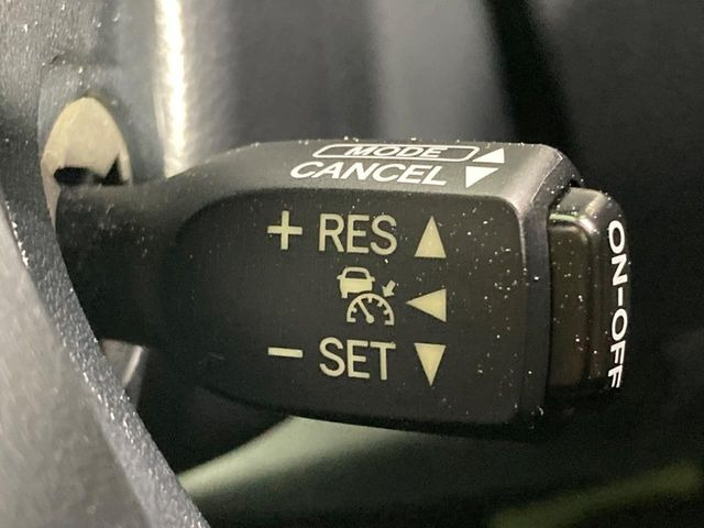 �y���[�_�[�N���[�Y�R���g���[���z�������H�ł̒��������s���y��!!�����ő��x��ۂN���[�Y�R���g���[�����A�Փˌy���V�X�e���ƘA�g���A�O���̎ԗ������m���ĎԊԂ�ۂ悤�ɑ��x���߂��Ă���܂�!!