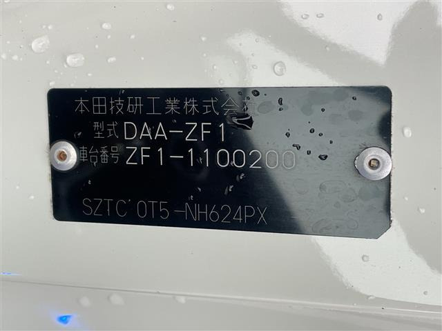 CR-Z1.5 アルファ ブラックレーベル