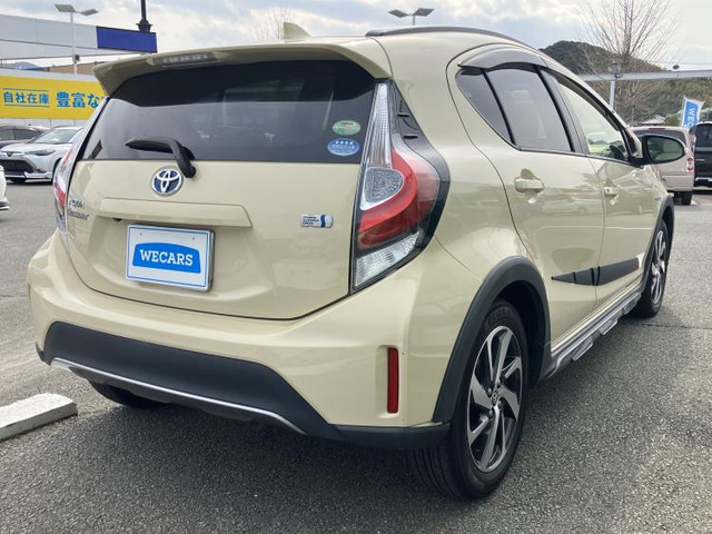 アクア1.5 クロスオーバー