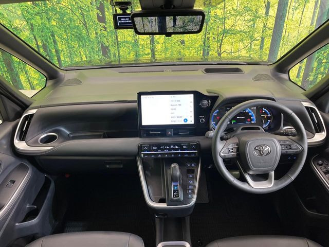 ノア1.8 ハイブリッド S-Z