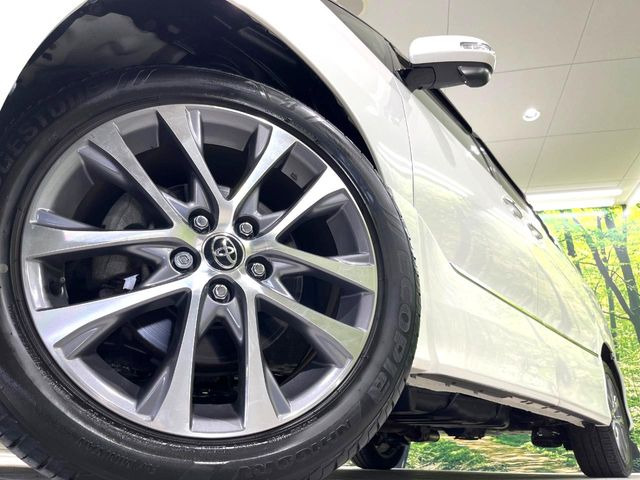 �y����18�C���`�A���~�z�C�[���z�O�ςɃ}�b�`���������A���~�z�C�[���𑕒����Ă���܂��B�e��ЊO�A���~�z�C�[����A�X�^�b�h���X�^�C�����戵�����Ă���܂��B���񂲑��k����������