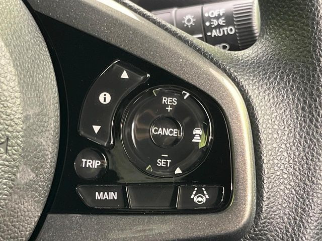 �y�A�_�v�e�B�u�N���[�Y�R���g���[���z�������H�ł̒��������s���y��!!�����ő��x��ۂN���[�Y�R���g���[�����A�Փˌy���V�X�e���ƘA�g���A�O���̎ԗ������m���ĎԊԂ�ۂ悤�ɑ��x���߂��Ă���܂�!!