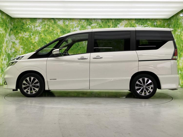 セレナ2.0 ハイウェイスター VセレクションII