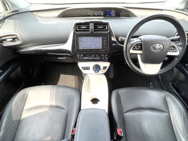 プリウス1.8 A プレミアム