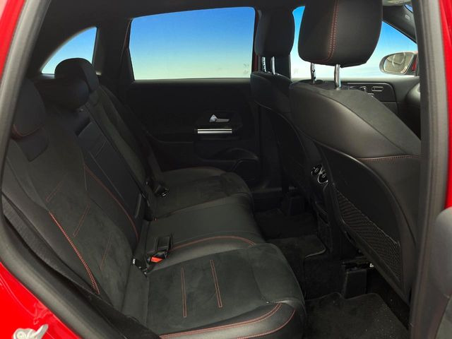 ���㕔���Ȃ��C�ɂȂ�悤�ȃL�Y�E�����ւ��蓙�A�傫�ȃ_���[�W�͂Ȃ��A�ǍD�ȏ�Ԃł��B