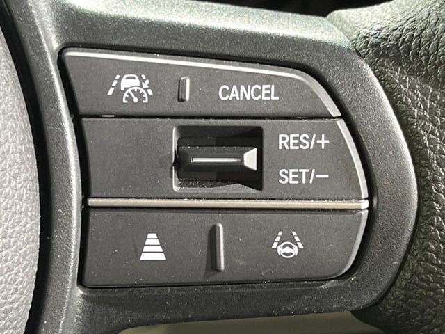 �y�A�_�v�e�B�u�N���[�Y�R���g���[���z�������H�ł̒��������s���y��!!�����ő��x��ۂN���[�Y�R���g���[�����A�Փˌy���V�X�e���ƘA�g���A�O���̎ԗ������m���ĎԊԂ�ۂ悤�ɑ��x���߂��Ă���܂�!!