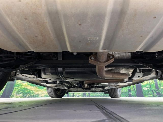 下回りがきれいなうちに、防錆加工の施工がオススメ。降雪地域はもちろん、沿岸部にお住いの方や、趣味でマリン・ウィンタースポーツをされる方にご好評いただいております。