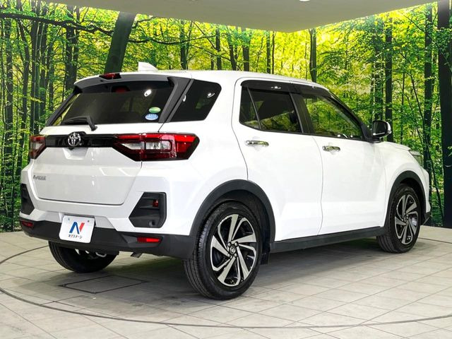 �������x�̃K���X�疌�ŝ����͂������A�㎿�ȃc���E����������B���O����_���J�����؂Ȉ��Ԃ�ی삵�A�F�����E�򉻂�h�~�B�u�e�X�v���b�V���R�[�g�v�A�u�e�v���~�b�T�R�[�g�v���炨�I�т��������܂��B