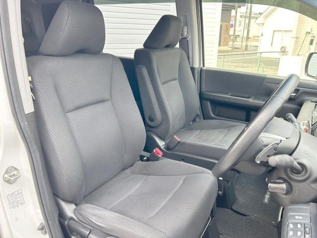 �^�]�Ȃ܂��ɂ͏\���ȃX�y�[�X������A�啿�ȕ��ł��������^�]���Ă�����������ł��B