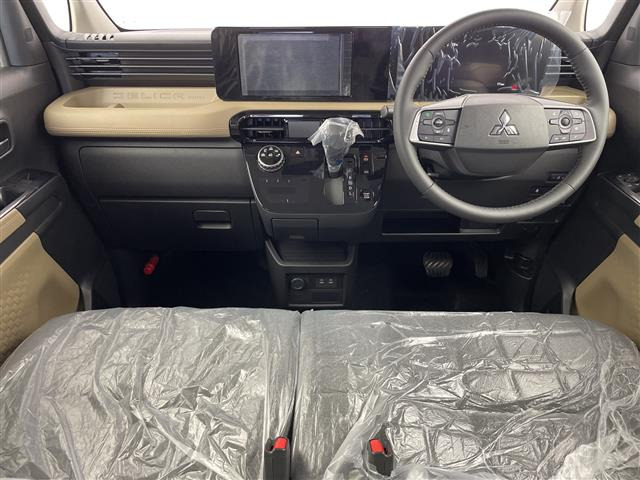 デリカミニT プレミアム 4WD