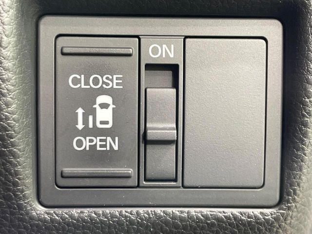 �y�p���[�X���C�h�h�A�z�X�}�[�g�L�[��^�]�Ȃ̃X�C�b�`�ŃX���C�h�h�A�̊J���\���d��������͂����ăh�A���J����K�v�������A���������q�l�ł��A�d���ו��������Ă��鎞�����N�ɊJ���߂ł��܂���