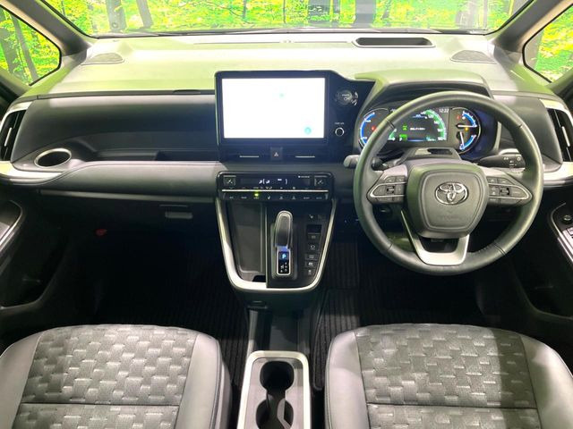 ヴォクシー1.8 ハイブリッド S-Z