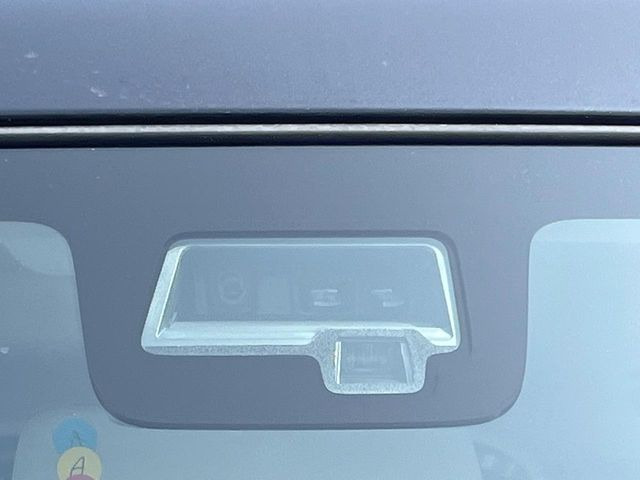 �y�X�Y�L �Z�[�t�e�B�T�|�[�g�z���s���ɑO���̎ԗ�����F�����A�Փ˂������Ȏ��͌x��ƃu���[�L�ŏՓˉ���Ɣ�Q�y�����A�V�X�g�B�����S�Ƀh���C�u�����y���݂��������܂��B