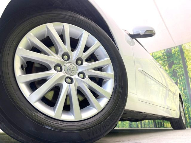 �y����16�C���`�A���~�z�C�[���z�O�ςɃ}�b�`���������A���~�z�C�[���𑕒����Ă���܂��B�e��ЊO�A���~�z�C�[����A�X�^�b�h���X�^�C�����戵�����Ă���܂��B���񂲑��k����������