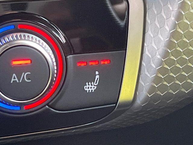 ���t�����g�V�[�g�q�[�e�B���O:�^�]�ȁE����ȋ��ɎO�i�K�Œ��߂��\�ȃV�[�g�q�[�^�[�𑕔����Ă���܂��B�G�߂��킸���K�ɂ��g�p���������܂��B