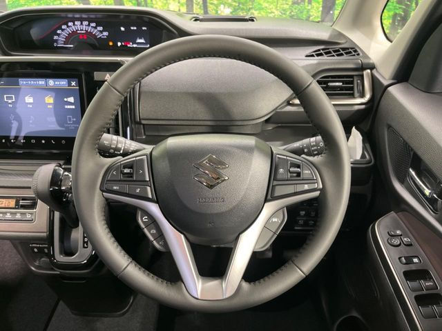 �y�X�e�A�����O�X�C�b�`�z�^�]���A�O������ڐ������炷���ƂȂ��A�I�[�f�B�I���̑��삪�\�ȕ֗��@�\!���S&���K�ȃh���C�u�����o���Ă���܂���