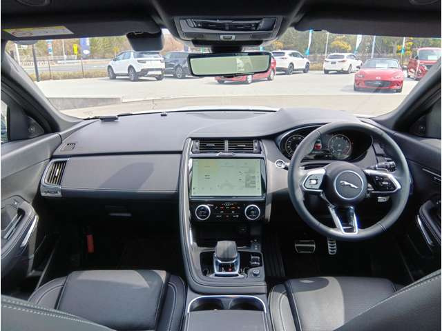 EペイスRダイナミック SE 2.0L P250 4WD