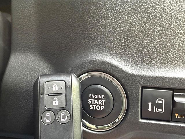 �y�L�[���X�X�^�[�g�V�X�e���z�J�o����|�P�b�g�ɓ��ꂽ�܂܂ł��h�A�̎{���E�������\�ȃX�}�[�g�L�[�𑕔��B�G���W���̃I���E�I�t�����J�M�����o���K�v����������Ƃ��Ă��֗��ł���