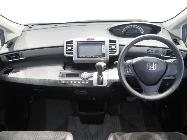 フリード1.5 G エアロ