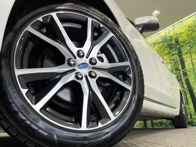 �y����17�C���`�A���~�z�C�[���z�O�ςɃ}�b�`���������A���~�z�C�[���𑕒����Ă���܂��B�e��ЊO�A���~�z�C�[����A�X�^�b�h���X�^�C�����戵�����Ă���܂��B���񂲑��k����������