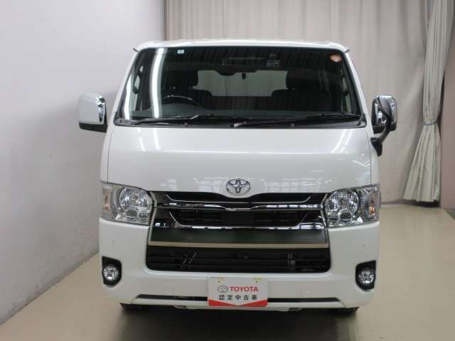 ハイエースバン