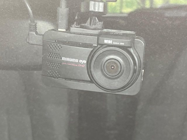 �y�h���C�u���R�[�_�[�z�h���C�u���R�[�_�[����!���s���͂������A������^�]�⎖�̂ɑ��������ہA�f���ŋL�^���A����̃��X�N�ɔ����܂��B���L�^�pSD�J�[�h�͂��q�l�����g�ł��������������K�v������܂��B