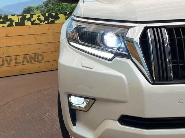 �yLED�w�b�h���C�g�z���V����ԑ��s�����ǍD�Ȏ��E���m�ۂ����S���ĉ^�]�ł��鍂�P�xLED�w�b�h���C�g�𑕔�!�_�����x�������A����d�͂��}�����Ă��܂��B