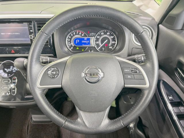 �y�����v�����X�e�A�����O�z�㎿�Ȋv���g�p���邱�ƂŁA��ɂ����������݂ƂĂ��^�]���₷���n���h���ł���