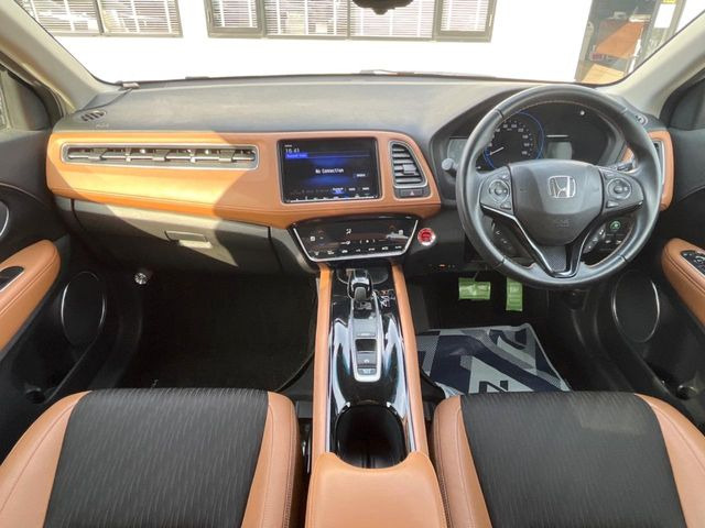 ヴェゼル1.5 ハイブリッド Z ホンダセンシング