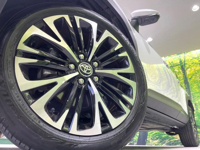 �y����18�C���`�A���~�z�C�[���z�O�ςɃ}�b�`���������A���~�z�C�[���𑕒����Ă���܂��B�e��ЊO�A���~�z�C�[����A�X�^�b�h���X�^�C�����戵�����Ă���܂��B���񂲑��k����������