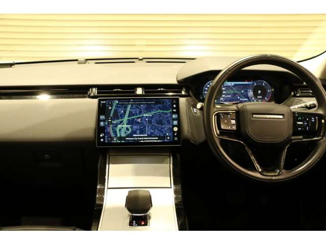 レンジローバーヴェラールS 2.0L D200 ディーゼル 4WD