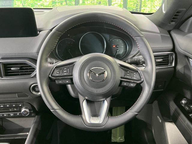 �y�����v�����X�e�A�����O�z�㎿�Ȋv���g�p���邱�ƂŁA��ɂ����������݂ƂĂ��^�]���₷���n���h���ł���