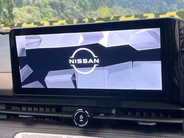 �y12�C���`�����i�r�z�l�C�̏����i�r�𑕔����Ă���܂��B�i�r�̎g���₷���͂������A�I�[�f�B�I�@�\���[��!�L�����v�◷�s�͂������A�ʋ΂┃�����ȂǕ��i�̃h���C�u���y�����Ȃ�͂���