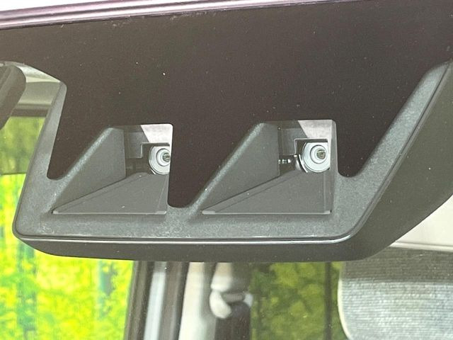 �y�X�}�[�g�A�V�X�g�z���s���ɑO���̎ԗ�����F�����A�Փ˂������Ȏ��͌x��ƃu���[�L�ŏՓˉ���Ɣ�Q�y�����A�V�X�g�B�����S�Ƀh���C�u�����y���݂��������܂��B