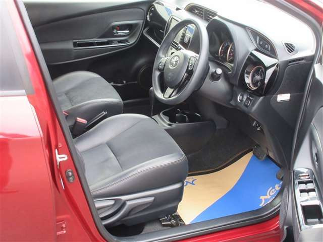 ヴィッツ1.3 F アミー