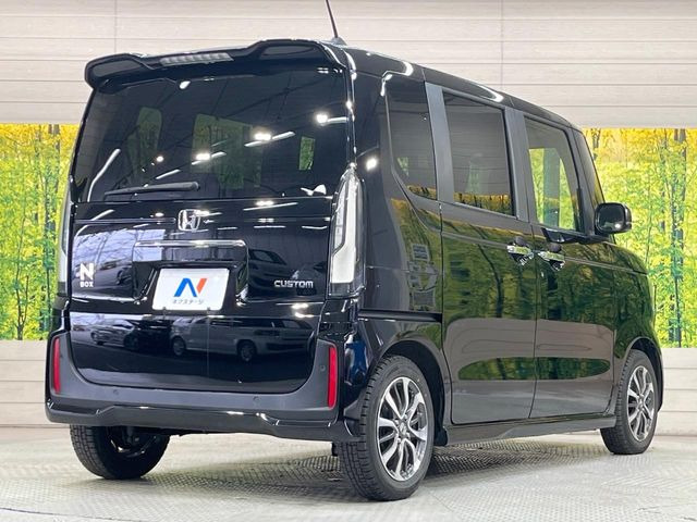 ☆全国のネクステージからお取り寄せが可能※!遠方の店舗に展示してあるクルマが気になる場合も、最寄りの店舗でご覧いただくことが可能です!是非私たちに要望をお聞かせください!※別途費用