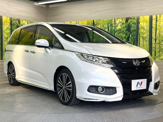 安心の最長10年・走行無制限保証(有償)をご用意。保証内容も充実はもちろん、無料点検&オイル交換や、年中無休の全国・24時間ロードサービスも付帯されておりますのでご安心下さい。