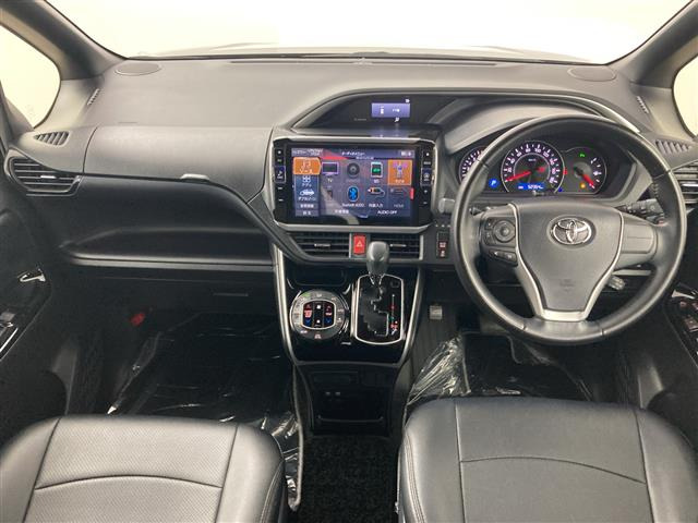 ヴォクシー2.0 ZS 煌III