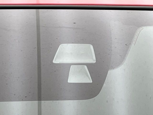 �y�X�}�[�g�V�e�B�u���[�L�T�|�[�g�z�ᑬ���s���ɑO���̎ԗ�����F�����A�Փ˂������Ȏ��͌x��ƃu���[�L�ŏՓˉ���Ɣ�Q�y�����A�V�X�g�B�����S�Ƀh���C�u�����y���݂��������܂��B