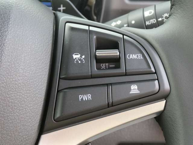 アダプティブクルーズコントロール搭載!追従式で高速道路も安心です♪