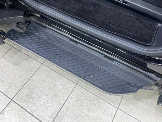 ���[�J�[�I�v�V�����́y���j�o�[�T���X�e�b�v�z�𑕔��B�X���C�h�h�A�ƘA�������X�e�b�v�ɂ��A�����Ȃ��q�l�̏��~�肪���Ղ��Ȃ�܂���