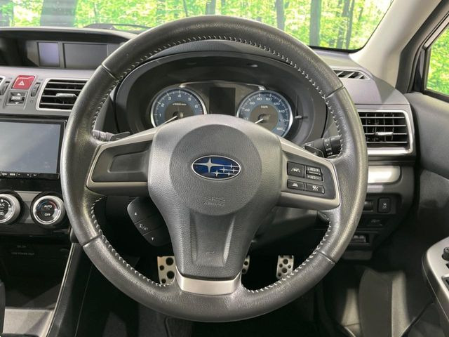 �y�����v�����X�e�A�����O�z�㎿�Ȋv���g�p���邱�ƂŁA��ɂ����������݂ƂĂ��^�]���₷���n���h���ł���