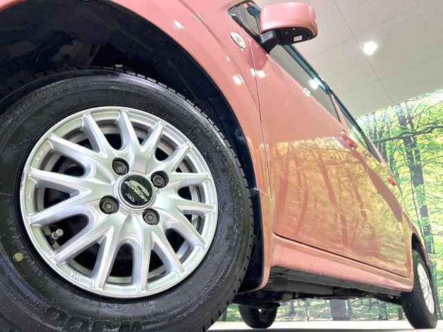 �y12�C���`�A���~�z�C�[���z�O�ςɃ}�b�`�����A���~�z�C�[���𑕒����Ă���܂��B�e��A���~�z�C�[����A�X�^�b�h���X�^�C�����戵�����Ă���܂��B���񂲑��k����������